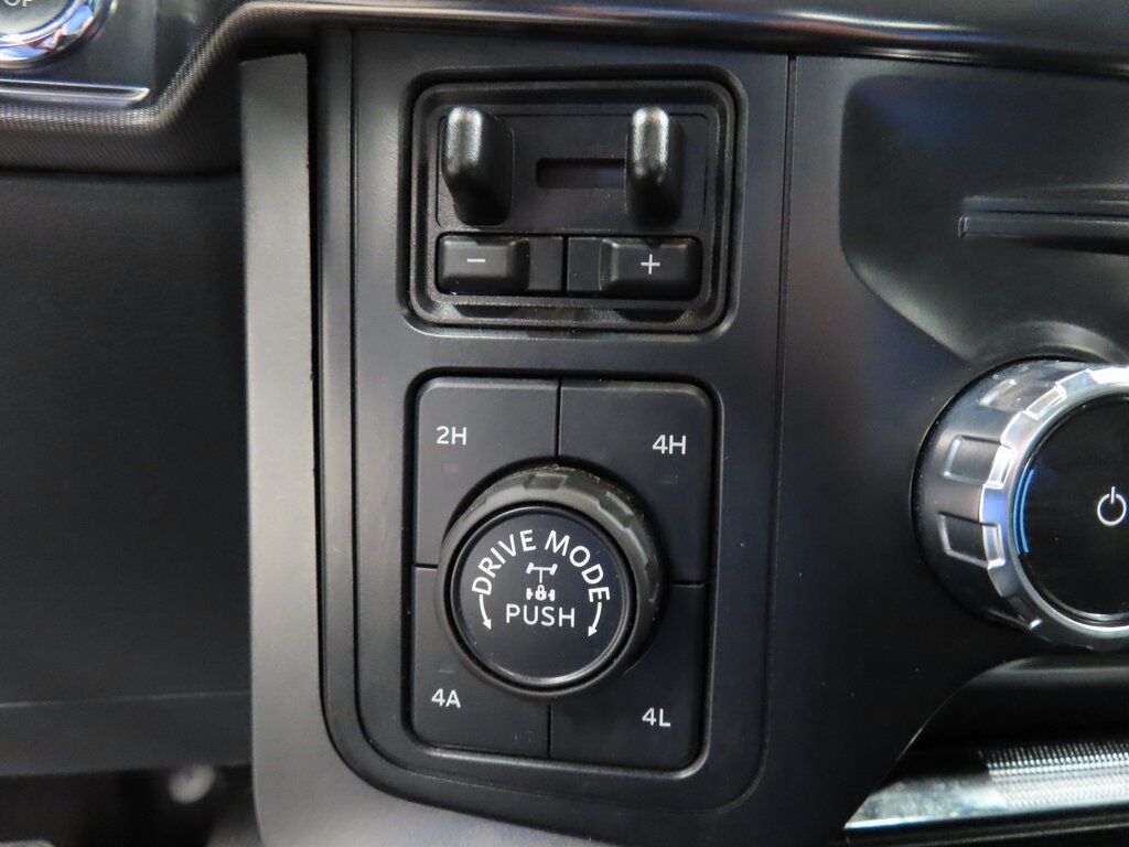 2024 Ford F-150 4x4 SuperCrew Lariat Fond du Lac WI