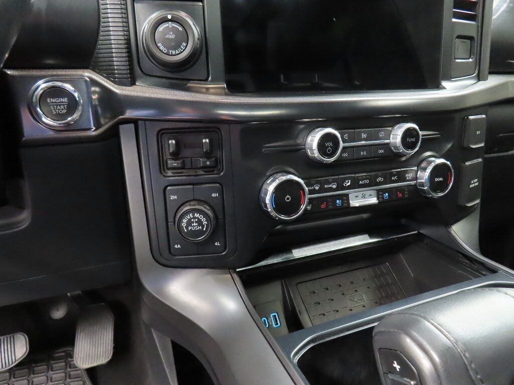 2024 Ford F-150 4x4 SuperCrew Lariat Fond du Lac WI