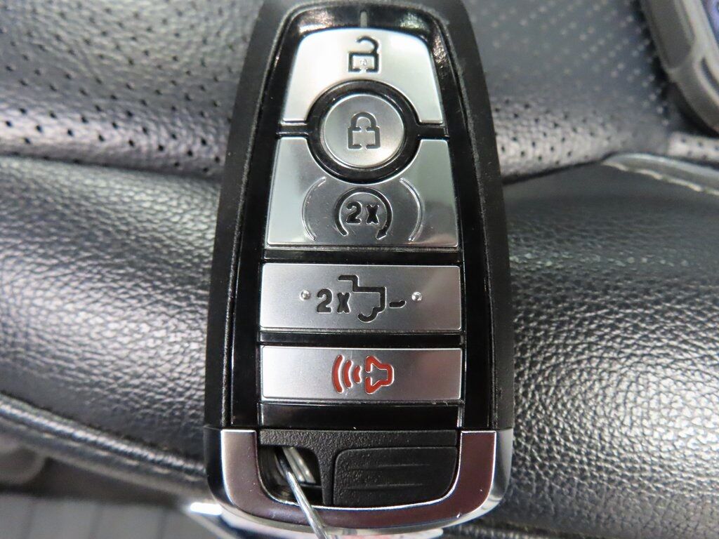 2024 Ford F-150 4x4 SuperCrew Lariat Fond du Lac WI