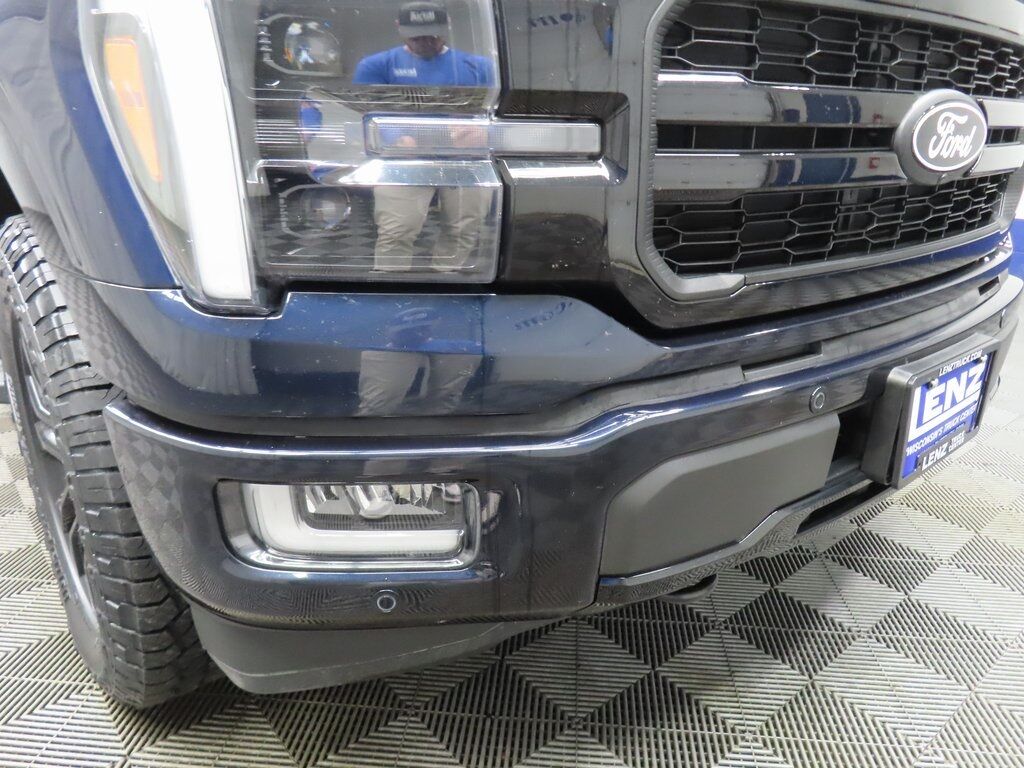 2024 Ford F-150 4x4 SuperCrew Lariat Fond du Lac WI