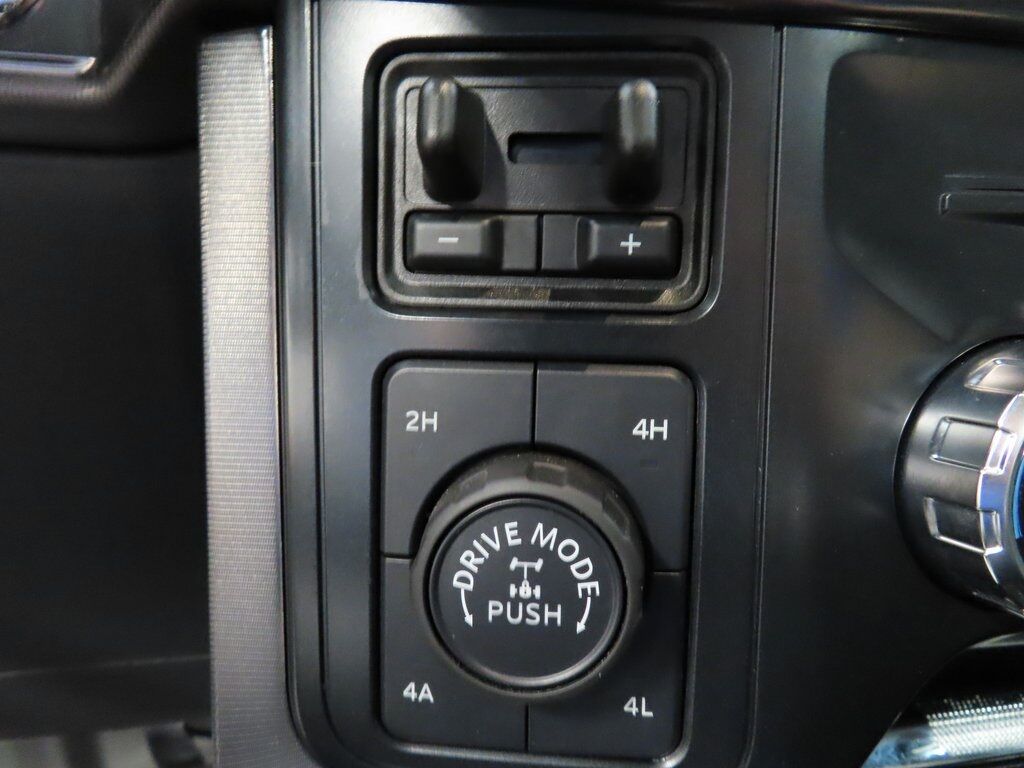 2024 Ford F-150 4x4 SuperCrew Platinum Fond du Lac WI 2024 Ford F-150 4x4 SuperCrew Platinum Fond du Lac WI