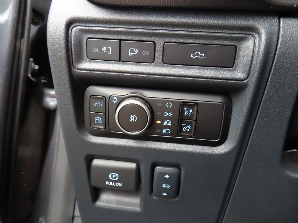 2024 Ford F-150 4x4 SuperCrew Platinum Fond du Lac WI 2024 Ford F-150 4x4 SuperCrew Platinum Fond du Lac WI
