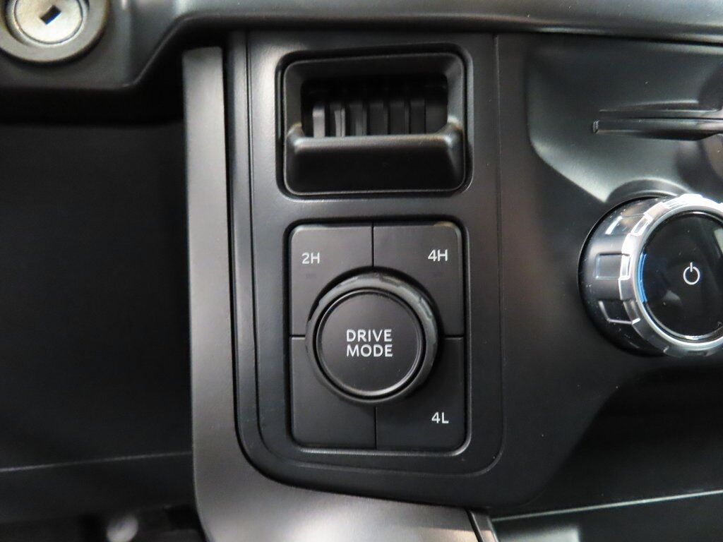 2024 Ford F-150 4x4 SuperCrew XLT Fond du Lac WI 2024 Ford F-150 4x4 SuperCrew XLT Fond du Lac WI