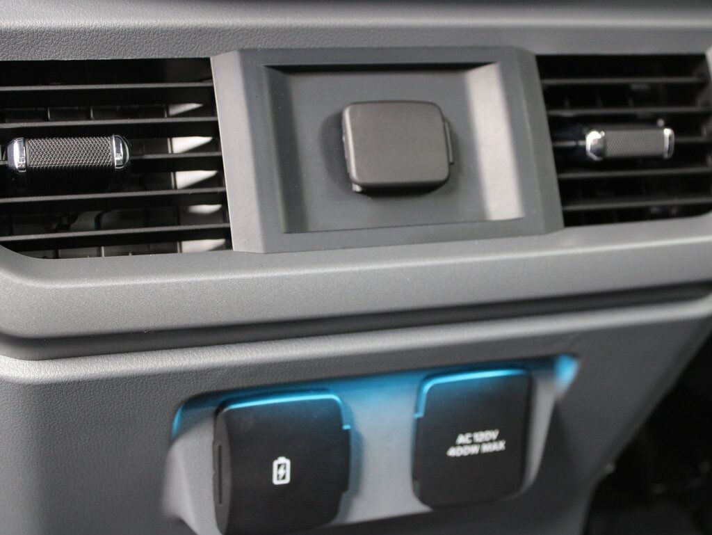 2024 Ford F-150 4x4 SuperCrew XLT Fond du Lac WI 2024 Ford F-150 4x4 SuperCrew XLT Fond du Lac WI