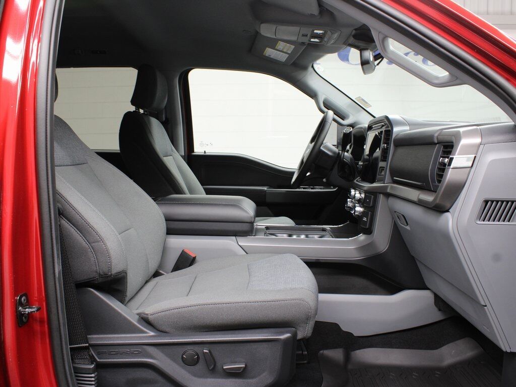 2024 Ford F-150 4x4 SuperCrew XLT Fond du Lac WI 2024 Ford F-150 4x4 SuperCrew XLT Fond du Lac WI