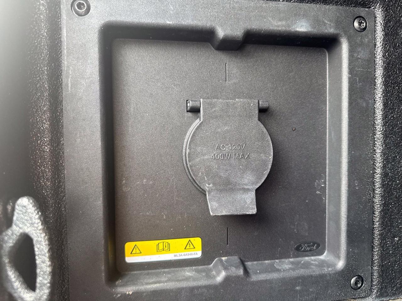 2024 Ford F-150 Lariat Watertown SD 2024 Ford F-150 Lariat Watertown SD