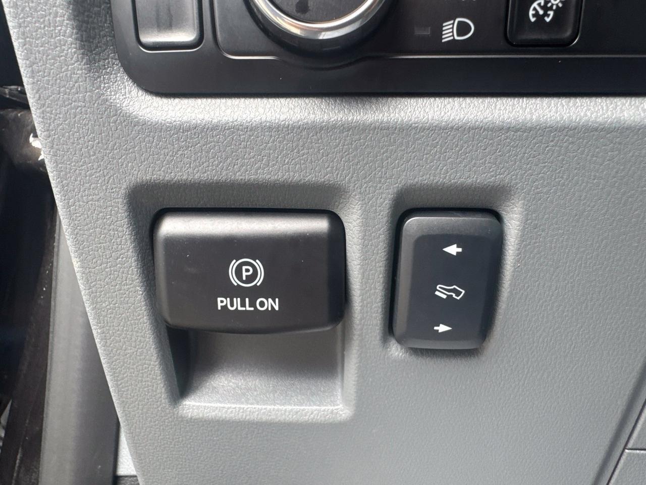 2024 Ford F-150 Lariat Watertown SD 2024 Ford F-150 Lariat Watertown SD