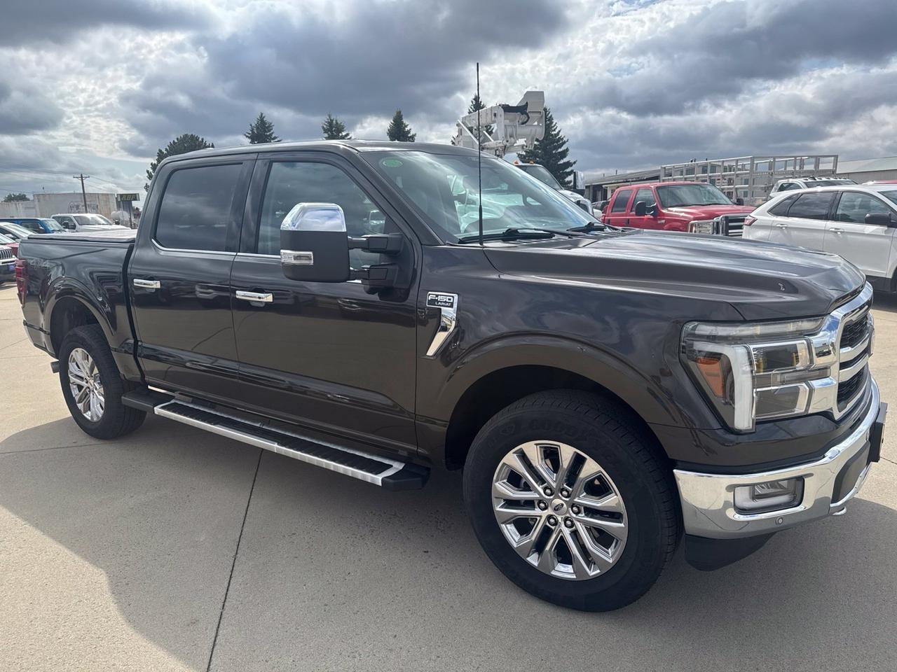 2024 Ford F-150 Lariat Watertown SD 2024 Ford F-150 Lariat Watertown SD
