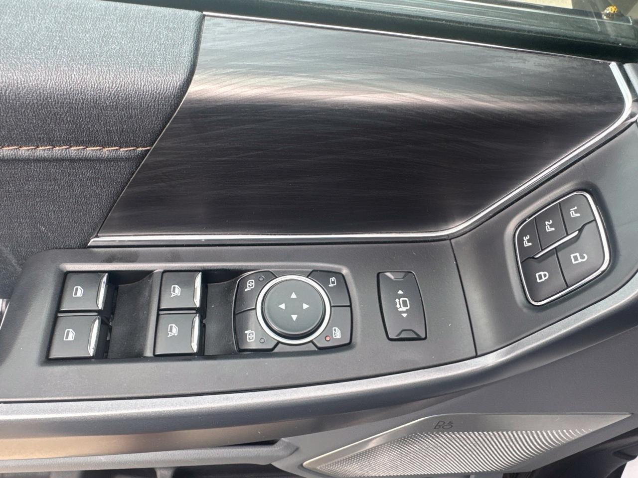 2024 Ford F-150 Lariat Watertown SD 2024 Ford F-150 Lariat Watertown SD
