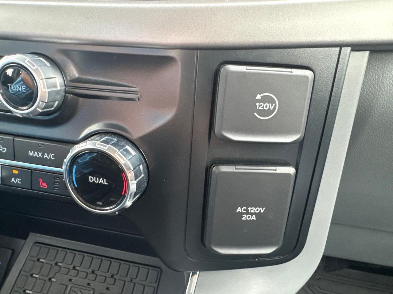 2024 Ford F-150 XLT Watertown SD 2024 Ford F-150 XLT Watertown SD