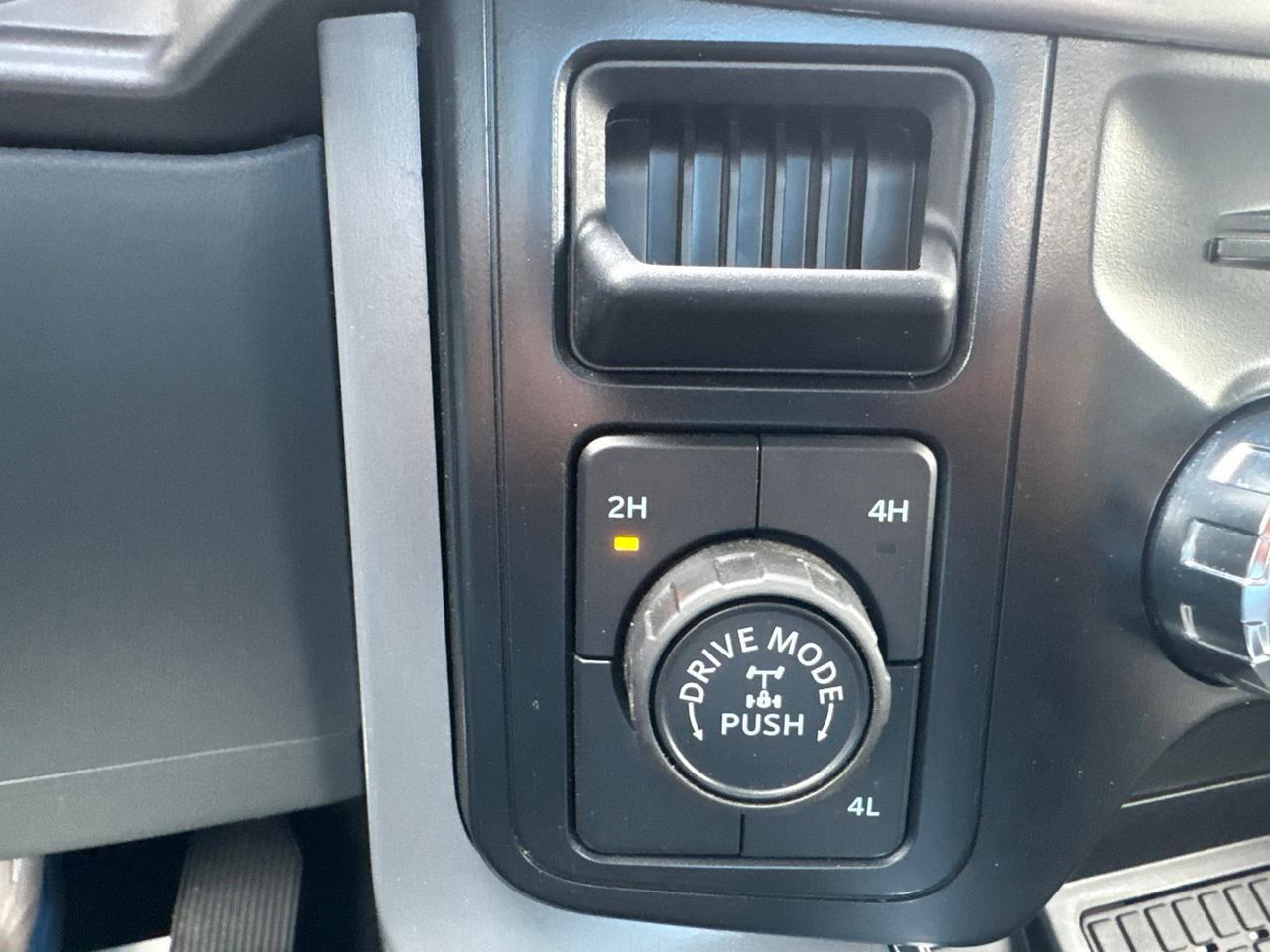 2024 Ford F-150 XLT Watertown SD 2024 Ford F-150 XLT Watertown SD
