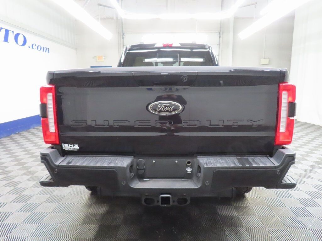 2024 Ford F-250 Super Duty 4x4 Crew Cab Lariat Fond du Lac WI