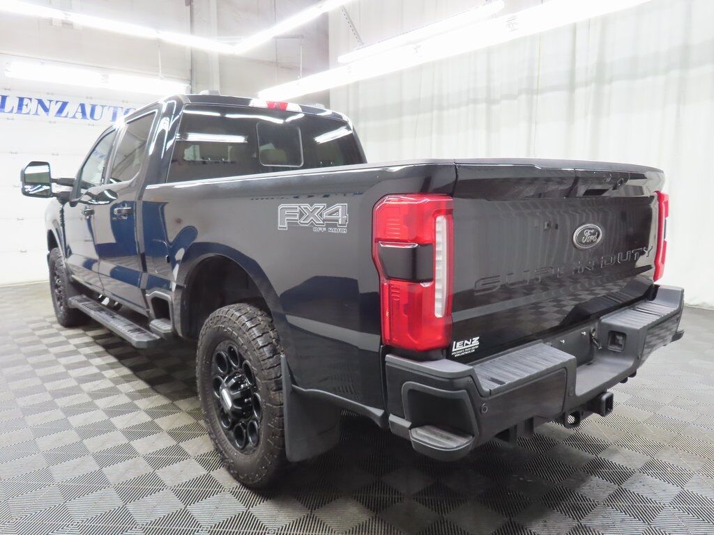 2024 Ford F-250 Super Duty 4x4 Crew Cab Lariat Fond du Lac WI