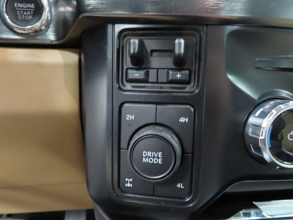 2024 Ford F-250 Super Duty 4x4 Crew Cab Lariat Fond du Lac WI 2024 Ford F-250 Super Duty 4x4 Crew Cab Lariat Fond du Lac WI