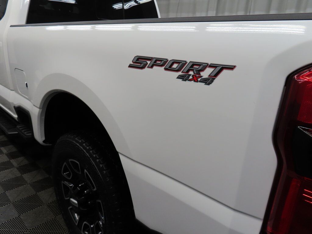 2024 Ford F-250 Super Duty 4x4 Crew Cab Lariat Fond du Lac WI