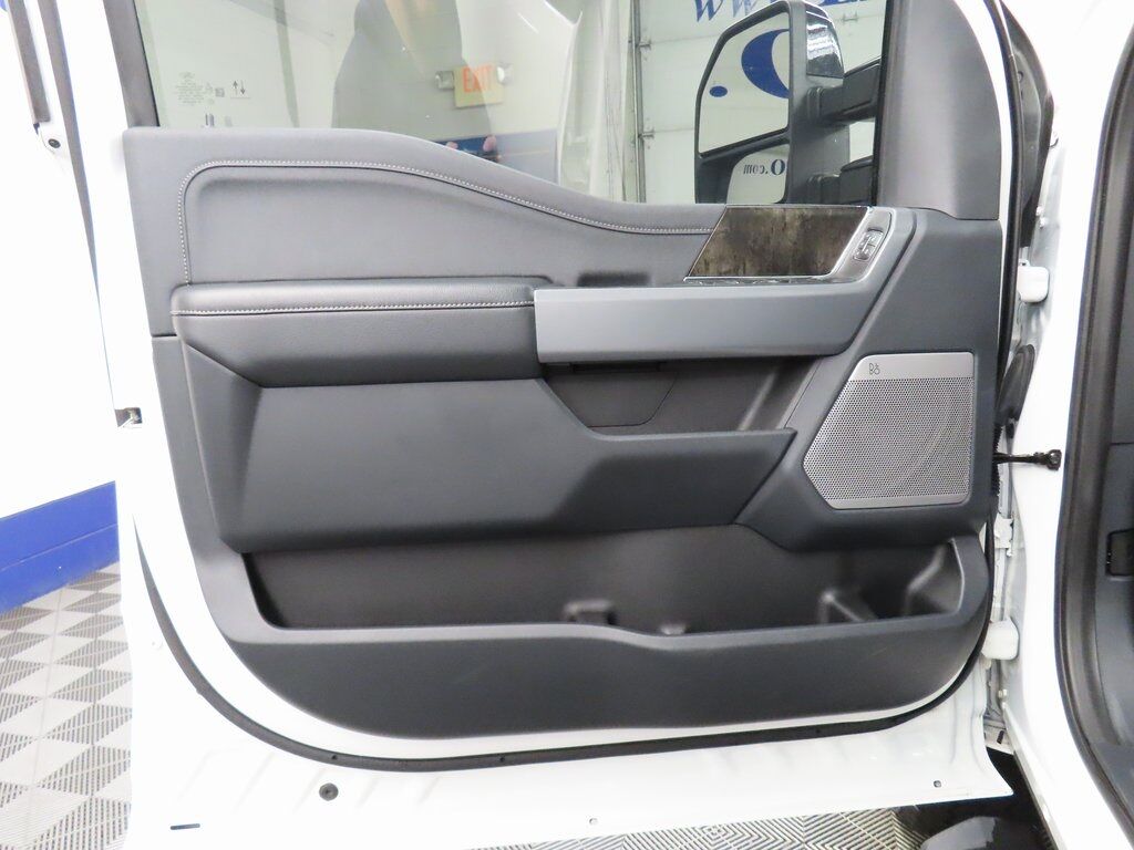 2024 Ford F-250 Super Duty 4x4 Crew Cab Lariat Fond du Lac WI