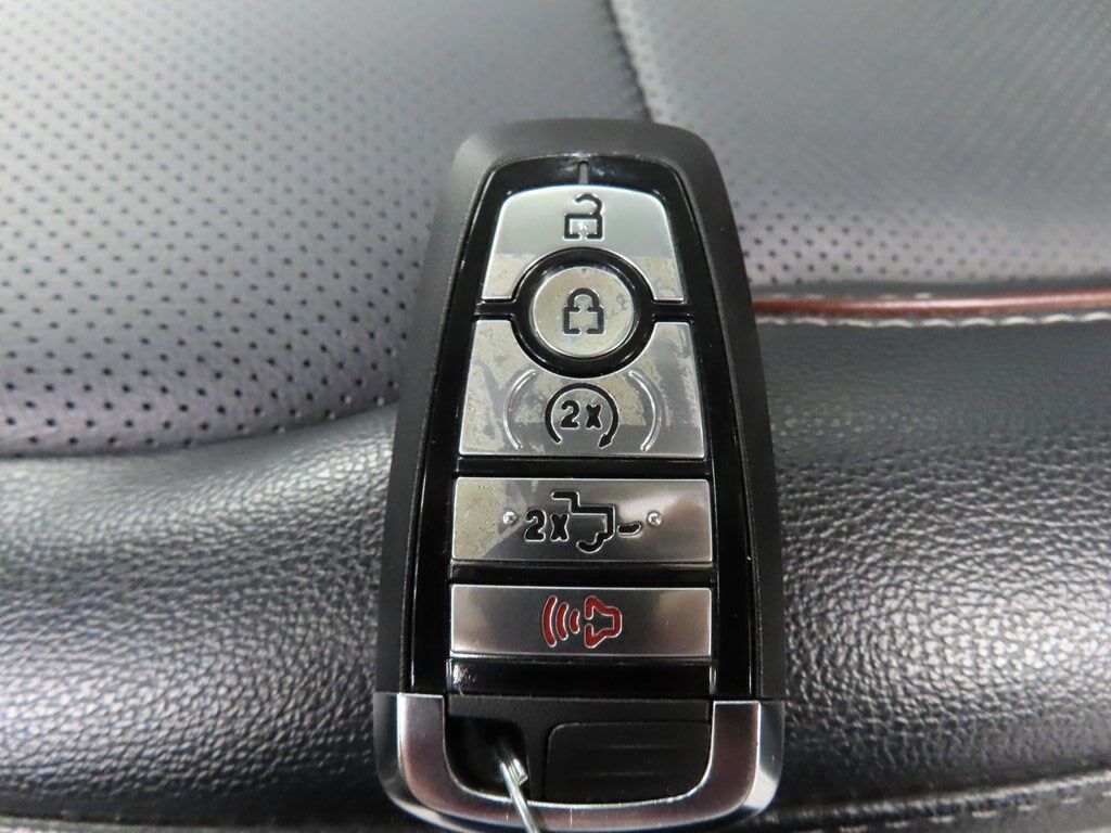 2024 Ford F-250 Super Duty 4x4 Crew Cab Lariat Fond du Lac WI