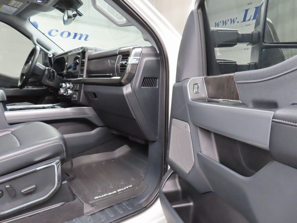 2024 Ford F-250 Super Duty 4x4 Crew Cab Lariat Fond du Lac WI