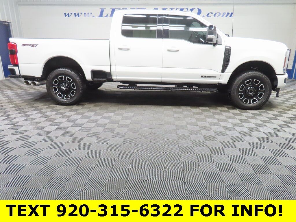 2024 Ford F-250 Super Duty 4x4 Crew Cab Lariat Fond du Lac WI