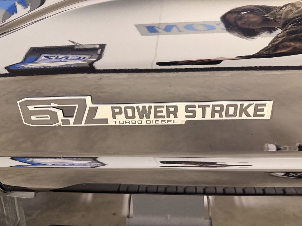 2024 Ford F-250 Super Duty 4x4 Crew Cab Lariat Minocqua WI 2024 Ford F-250 Super Duty 4x4 Crew Cab Lariat Minocqua WI