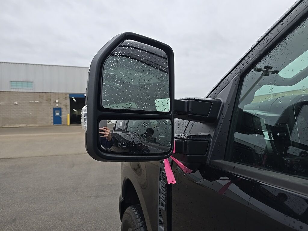 2024 Ford F-250 Super Duty 4x4 Crew Cab Lariat Minocqua WI