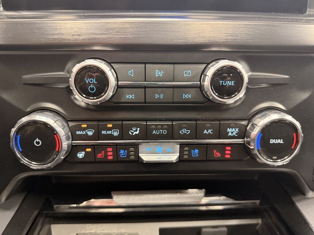 2024 Ford F-250 Super Duty 4x4 Crew Cab Lariat Minocqua WI 2024 Ford F-250 Super Duty 4x4 Crew Cab Lariat Minocqua WI