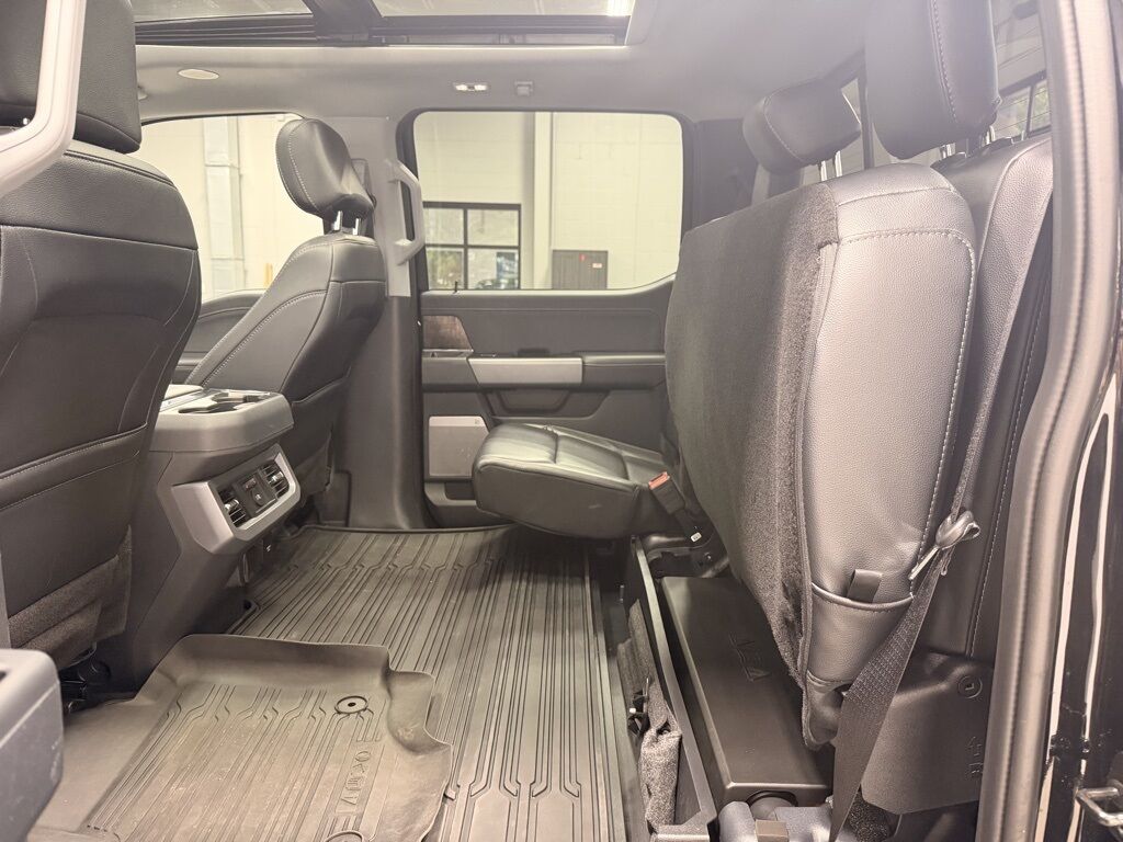 2024 Ford F-250 Super Duty 4x4 Crew Cab Lariat Minocqua WI 2024 Ford F-250 Super Duty 4x4 Crew Cab Lariat Minocqua WI