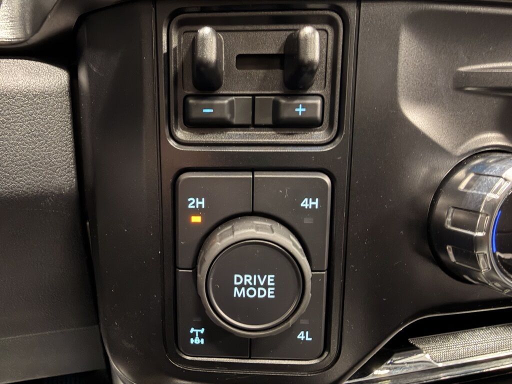 2024 Ford F-250 Super Duty 4x4 Crew Cab Lariat Minocqua WI 2024 Ford F-250 Super Duty 4x4 Crew Cab Lariat Minocqua WI