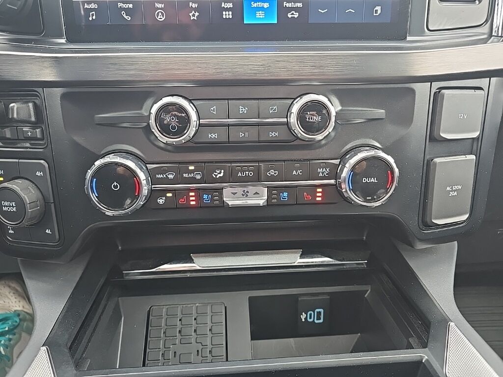 2024 Ford F-250 Super Duty 4x4 Crew Cab Lariat Minocqua WI