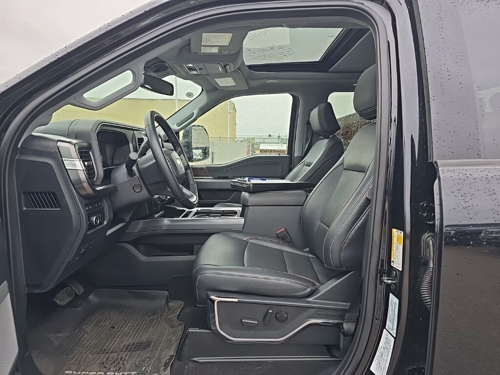 2024 Ford F-250 Super Duty 4x4 Crew Cab Lariat Minocqua WI