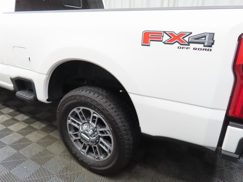 2024 Ford F-250 Super Duty 4x4 Crew Cab Limited Fond du Lac WI 2024 Ford F-250 Super Duty 4x4 Crew Cab Limited Fond du Lac WI