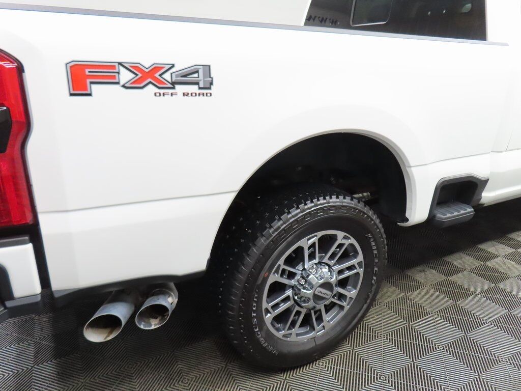 2024 Ford F-250 Super Duty 4x4 Crew Cab Limited Fond du Lac WI 2024 Ford F-250 Super Duty 4x4 Crew Cab Limited Fond du Lac WI