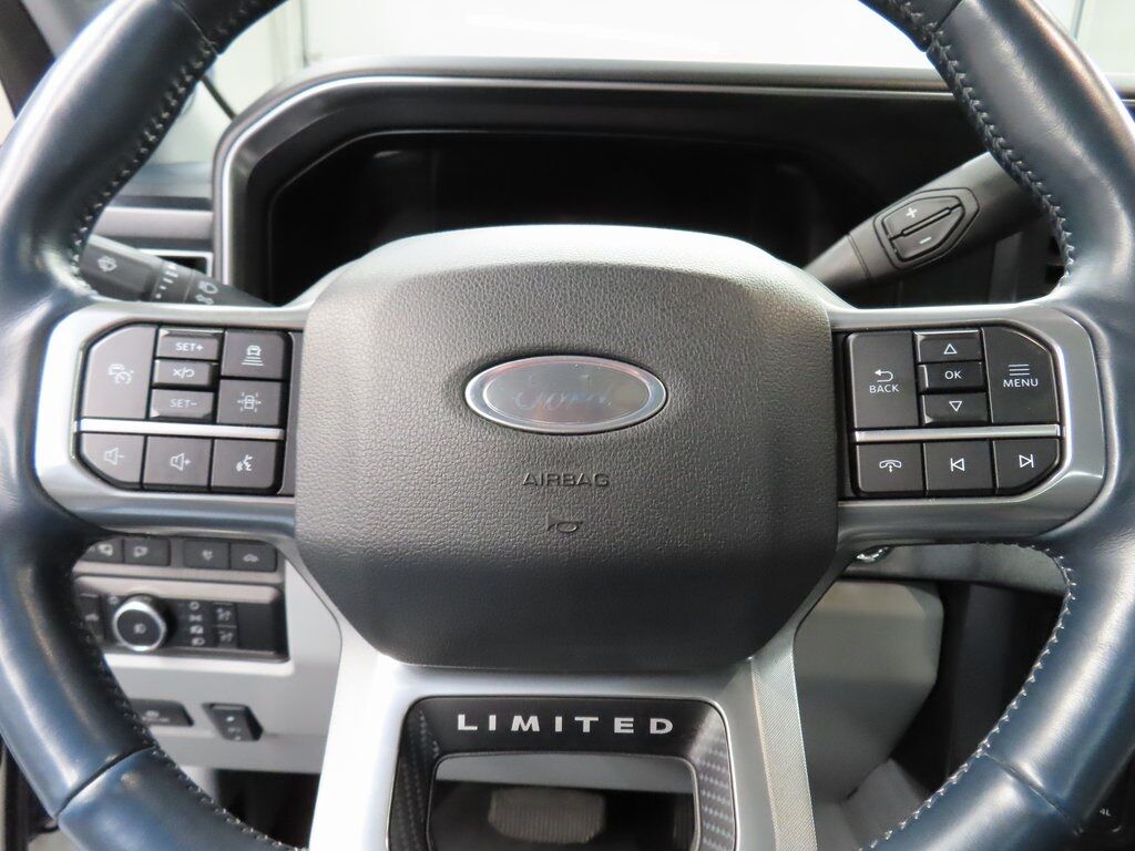 2024 Ford F-250 Super Duty 4x4 Crew Cab Limited Fond du Lac WI 2024 Ford F-250 Super Duty 4x4 Crew Cab Limited Fond du Lac WI