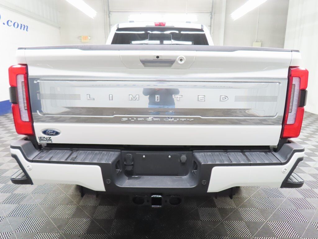 2024 Ford F-250 Super Duty 4x4 Crew Cab Limited Fond du Lac WI 2024 Ford F-250 Super Duty 4x4 Crew Cab Limited Fond du Lac WI