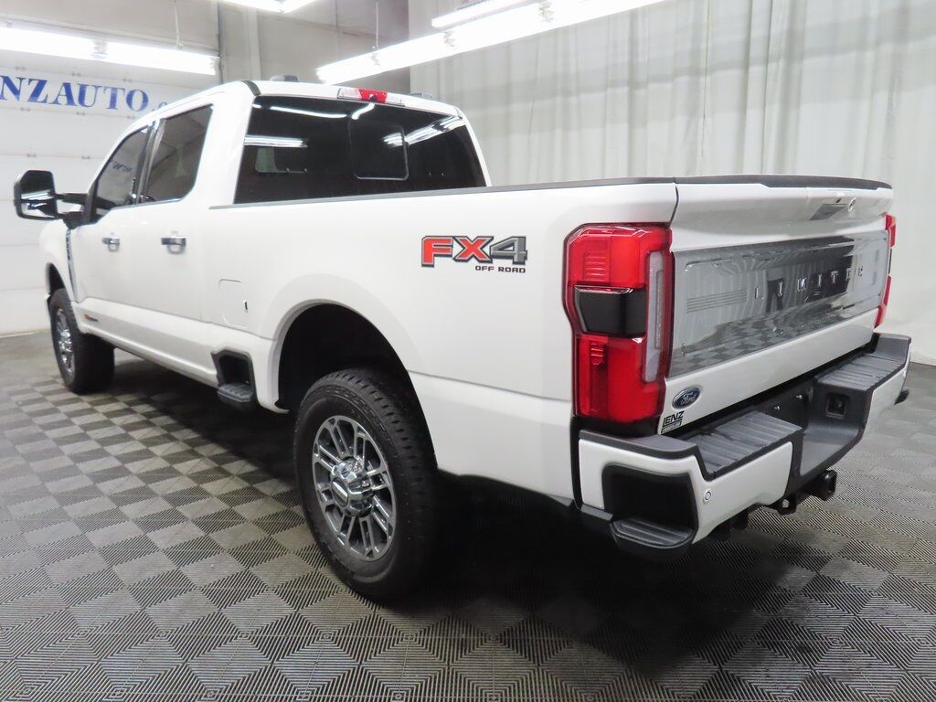 2024 Ford F-250 Super Duty 4x4 Crew Cab Limited Fond du Lac WI 2024 Ford F-250 Super Duty 4x4 Crew Cab Limited Fond du Lac WI