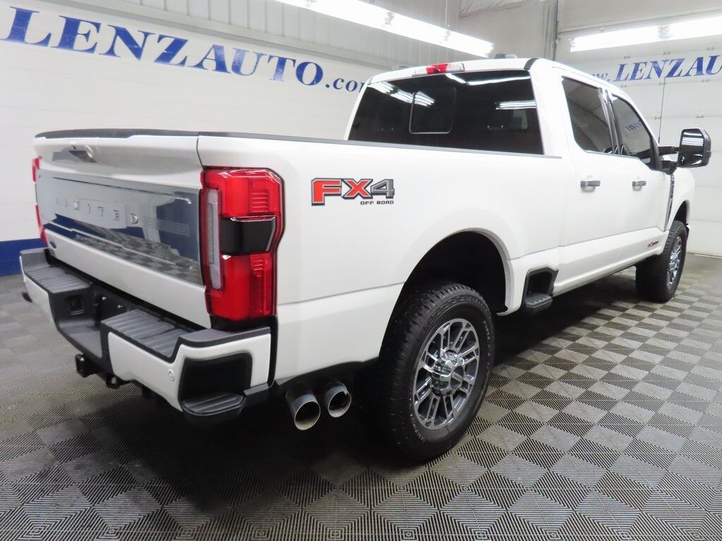 2024 Ford F-250 Super Duty 4x4 Crew Cab Limited Fond du Lac WI 2024 Ford F-250 Super Duty 4x4 Crew Cab Limited Fond du Lac WI