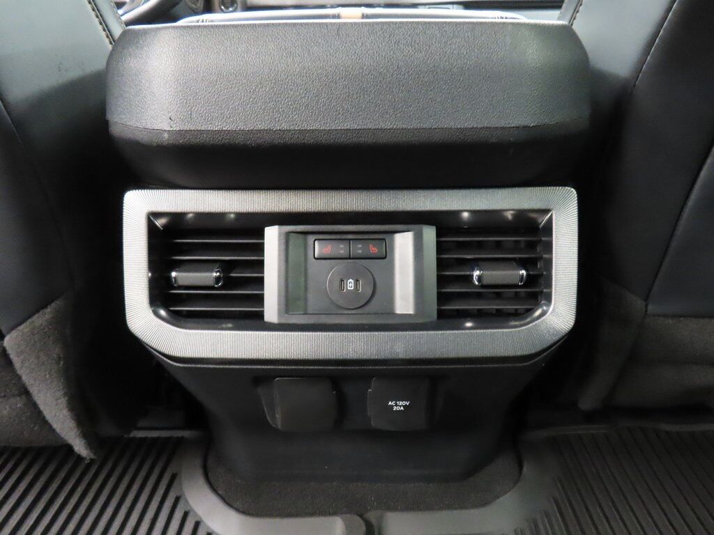 2024 Ford F-250 Super Duty 4x4 Crew Cab Platinum Fond du Lac WI 2024 Ford F-250 Super Duty 4x4 Crew Cab Platinum Fond du Lac WI