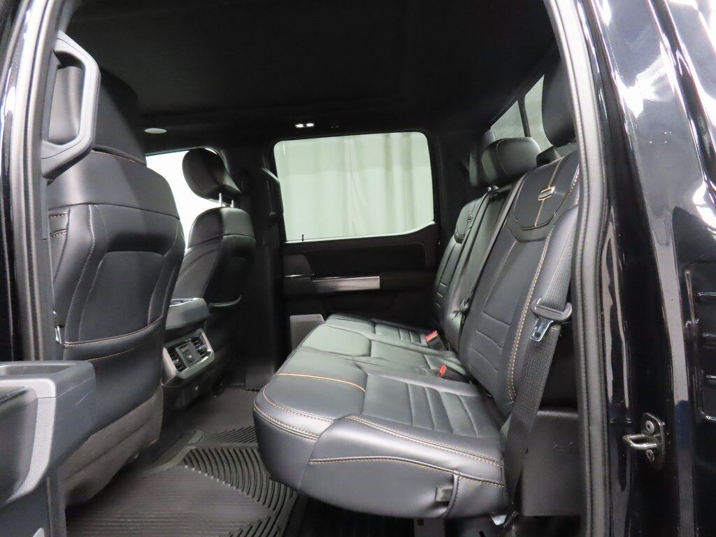 2024 Ford F-250 Super Duty 4x4 Crew Cab Platinum Fond du Lac WI 2024 Ford F-250 Super Duty 4x4 Crew Cab Platinum Fond du Lac WI