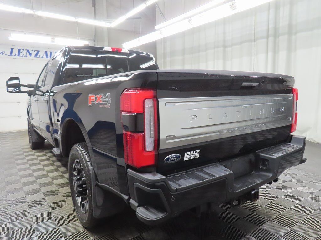 2024 Ford F-250 Super Duty 4x4 Crew Cab Platinum Fond du Lac WI 2024 Ford F-250 Super Duty 4x4 Crew Cab Platinum Fond du Lac WI