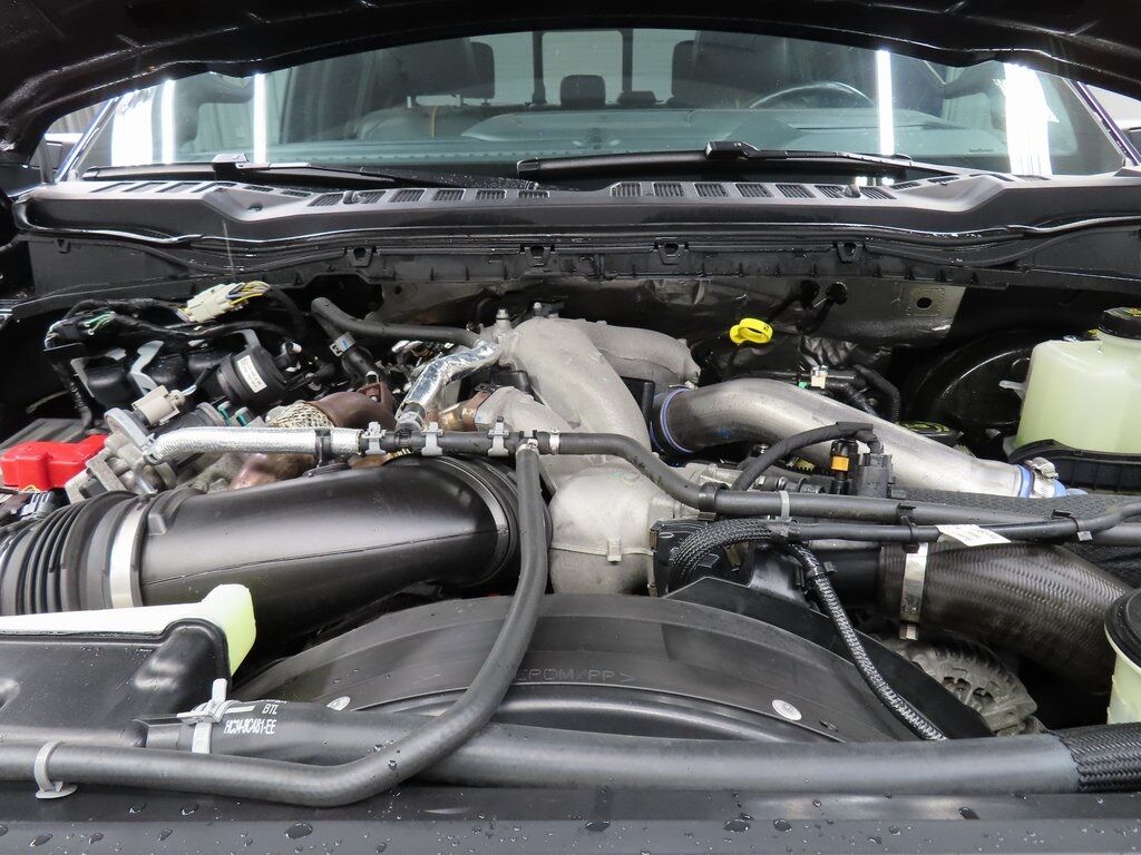 2024 Ford F-250 Super Duty 4x4 Crew Cab Platinum Fond du Lac WI 2024 Ford F-250 Super Duty 4x4 Crew Cab Platinum Fond du Lac WI