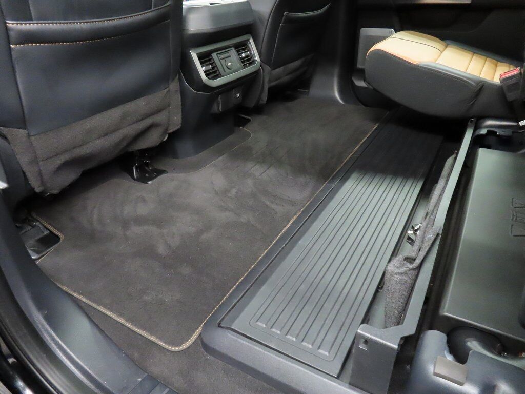 2024 Ford F-250 Super Duty 4x4 Crew Cab Platinum Fond du Lac WI 2024 Ford F-250 Super Duty 4x4 Crew Cab Platinum Fond du Lac WI