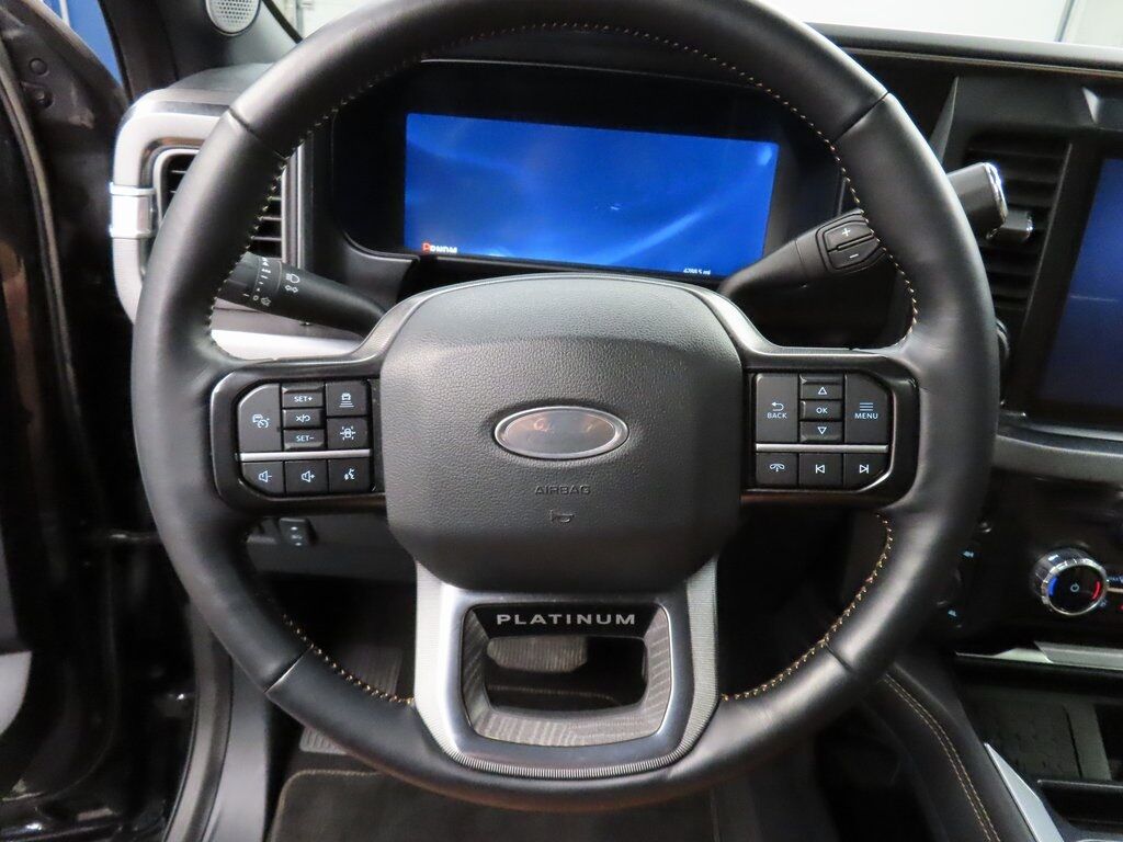 2024 Ford F-250 Super Duty 4x4 Crew Cab Platinum Fond du Lac WI 2024 Ford F-250 Super Duty 4x4 Crew Cab Platinum Fond du Lac WI