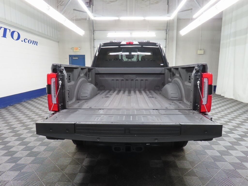 2024 Ford F-250 Super Duty 4x4 Crew Cab Platinum Fond du Lac WI 2024 Ford F-250 Super Duty 4x4 Crew Cab Platinum Fond du Lac WI