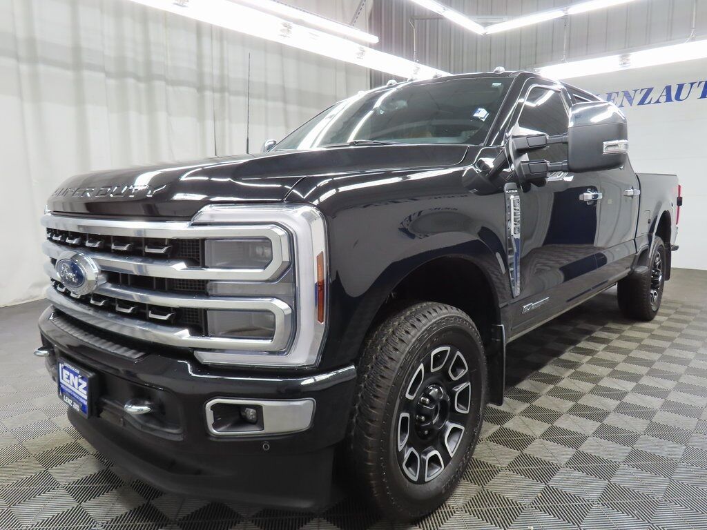 2024 Ford F-250 Super Duty 4x4 Crew Cab Platinum Fond du Lac WI 2024 Ford F-250 Super Duty 4x4 Crew Cab Platinum Fond du Lac WI