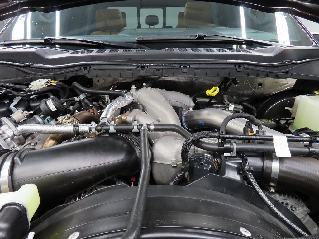 2024 Ford F-250 Super Duty 4x4 Crew Cab Platinum Fond du Lac WI 2024 Ford F-250 Super Duty 4x4 Crew Cab Platinum Fond du Lac WI