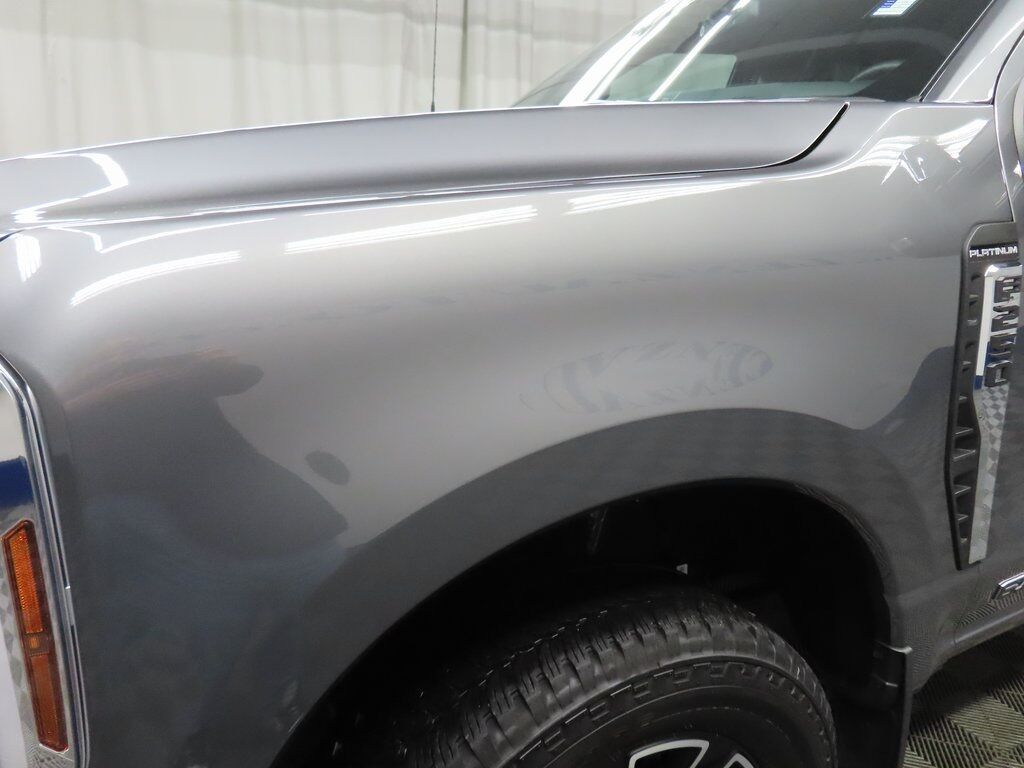 2024 Ford F-250 Super Duty 4x4 Crew Cab Platinum Fond du Lac WI 2024 Ford F-250 Super Duty 4x4 Crew Cab Platinum Fond du Lac WI
