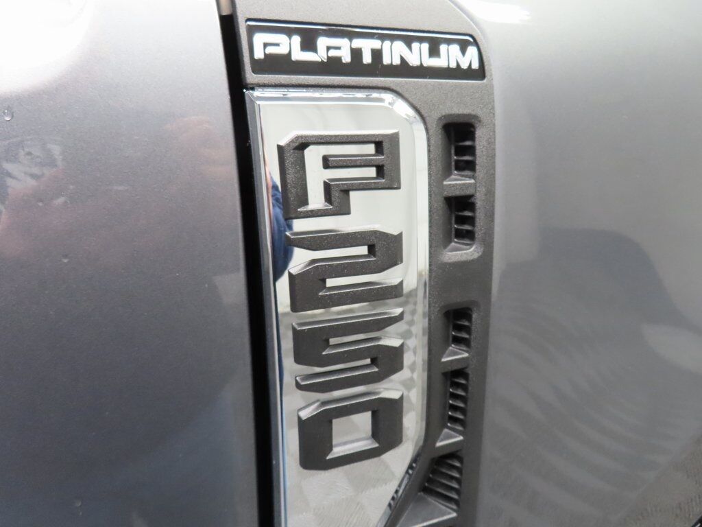 2024 Ford F-250 Super Duty 4x4 Crew Cab Platinum Fond du Lac WI 2024 Ford F-250 Super Duty 4x4 Crew Cab Platinum Fond du Lac WI