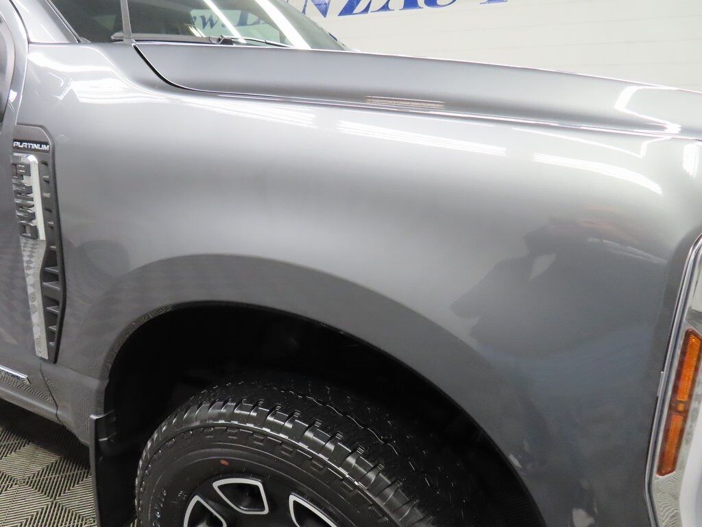 2024 Ford F-250 Super Duty 4x4 Crew Cab Platinum Fond du Lac WI 2024 Ford F-250 Super Duty 4x4 Crew Cab Platinum Fond du Lac WI