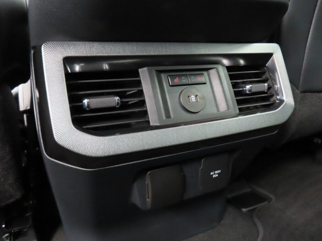 2024 Ford F-250 Super Duty 4x4 Crew Cab Platinum Fond du Lac WI 2024 Ford F-250 Super Duty 4x4 Crew Cab Platinum Fond du Lac WI