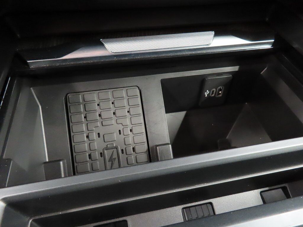 2024 Ford F-250 Super Duty 4x4 Crew Cab Platinum Fond du Lac WI 2024 Ford F-250 Super Duty 4x4 Crew Cab Platinum Fond du Lac WI